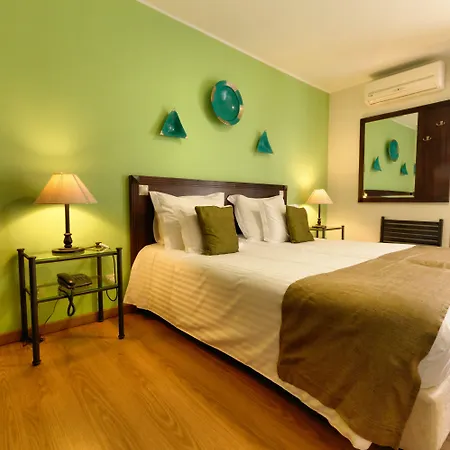 Vale Da Telha Hotel 2*