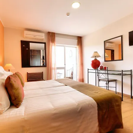 Vale Da Telha Hotel