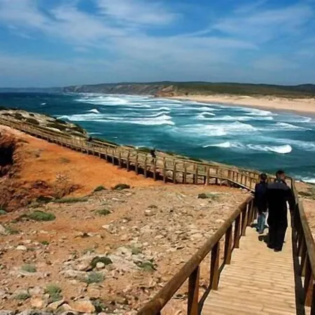 Vale Da Telha Hotell 2*