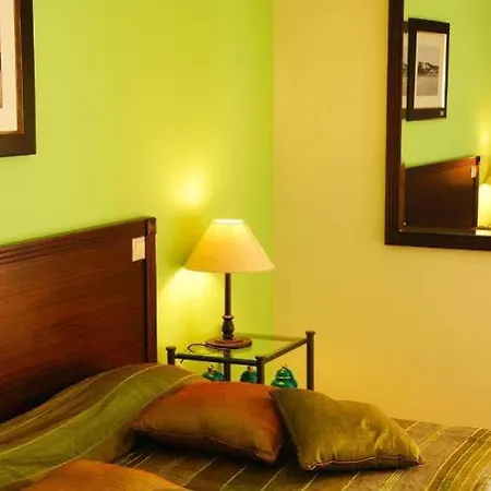 Vale Da Telha Hotel 2*